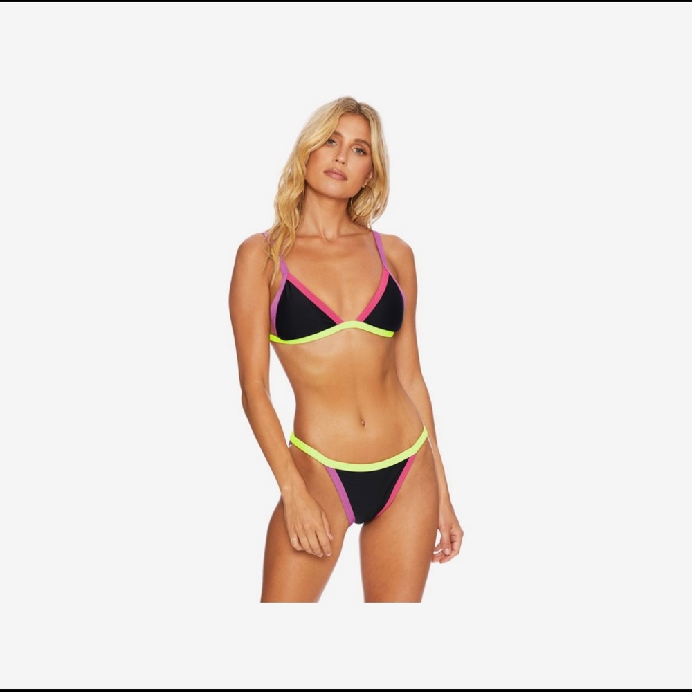 Beach Riot Triangle Bikini Set NWT and Liner in tact